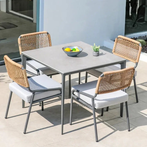 Modern Outdoor Rattan Sun Lounger Chair for Home, Villa, and Restaurant