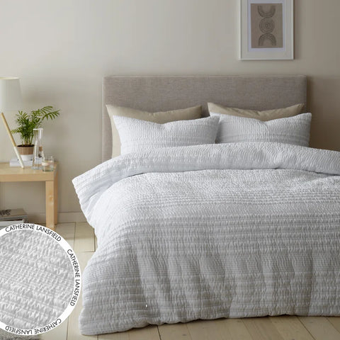 Lennon Stripe Textured Seersucker Duvet Cover Set with Pillowcases White